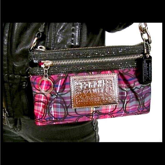 COACH POPPY WRISTLET EVENING PURSE FUCHSIA PINK TARTAN PLAID C LOGO SPARKLE BAG - Picture 1 of 12